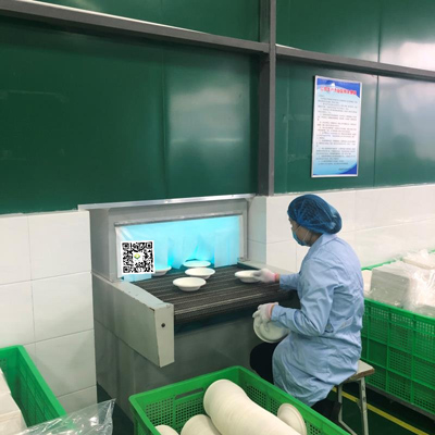 Exposição de oficina de produção de talheres com bagaço de cana-de-açúcar